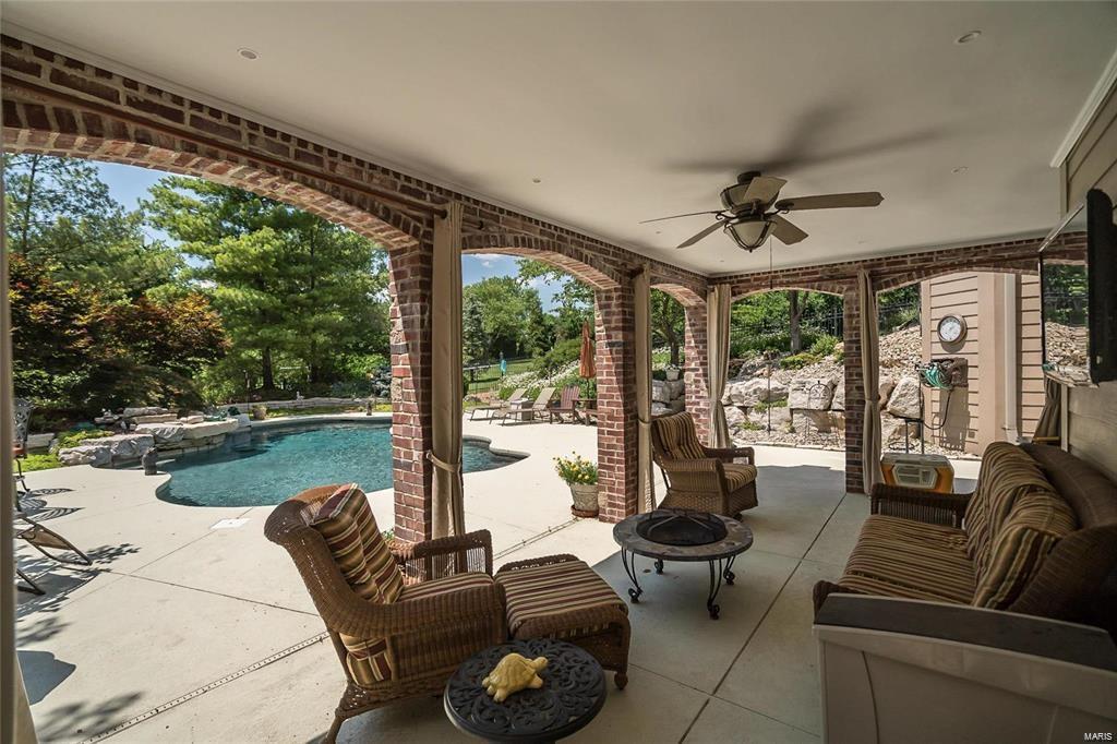 Ladue Meadows 2 - Residential