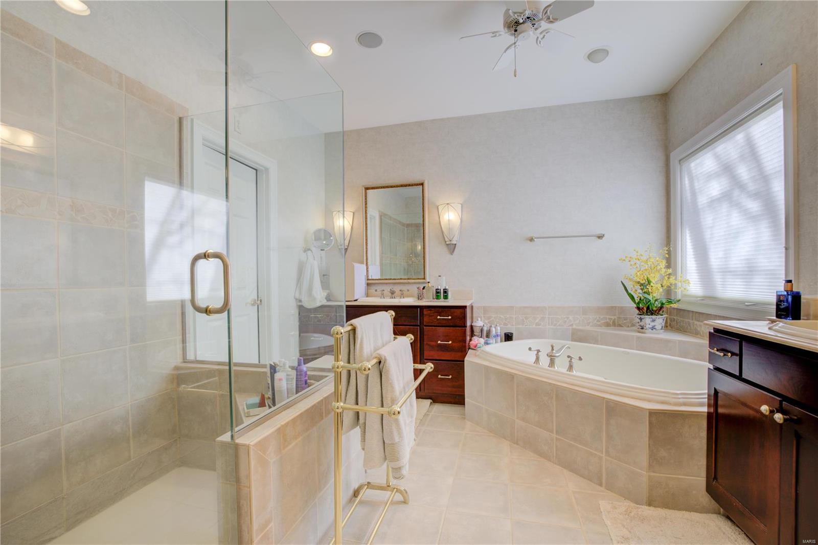 Ladue Meadows 2 - Residential