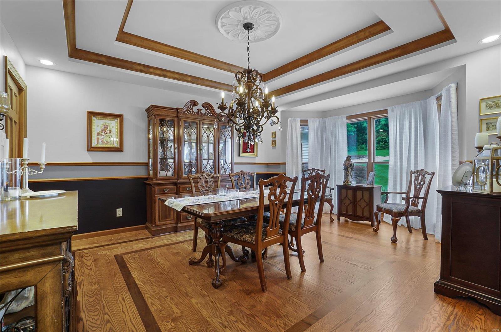 Carverview Manor - Residential