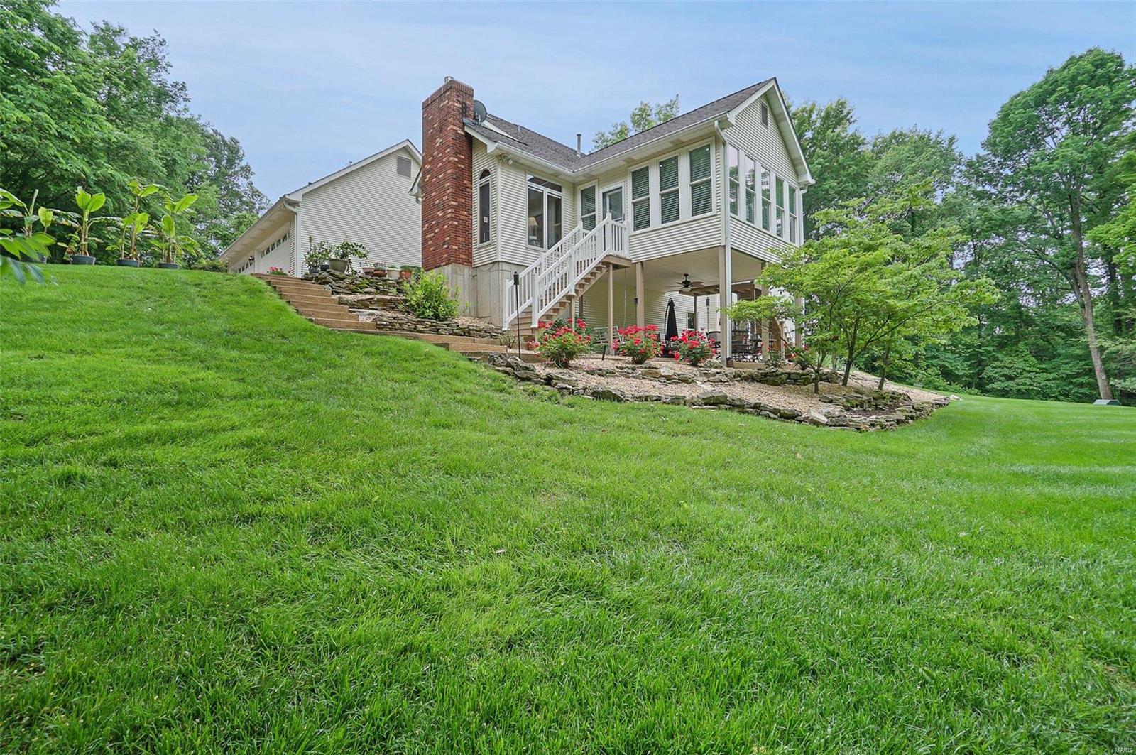 Carverview Manor - Residential