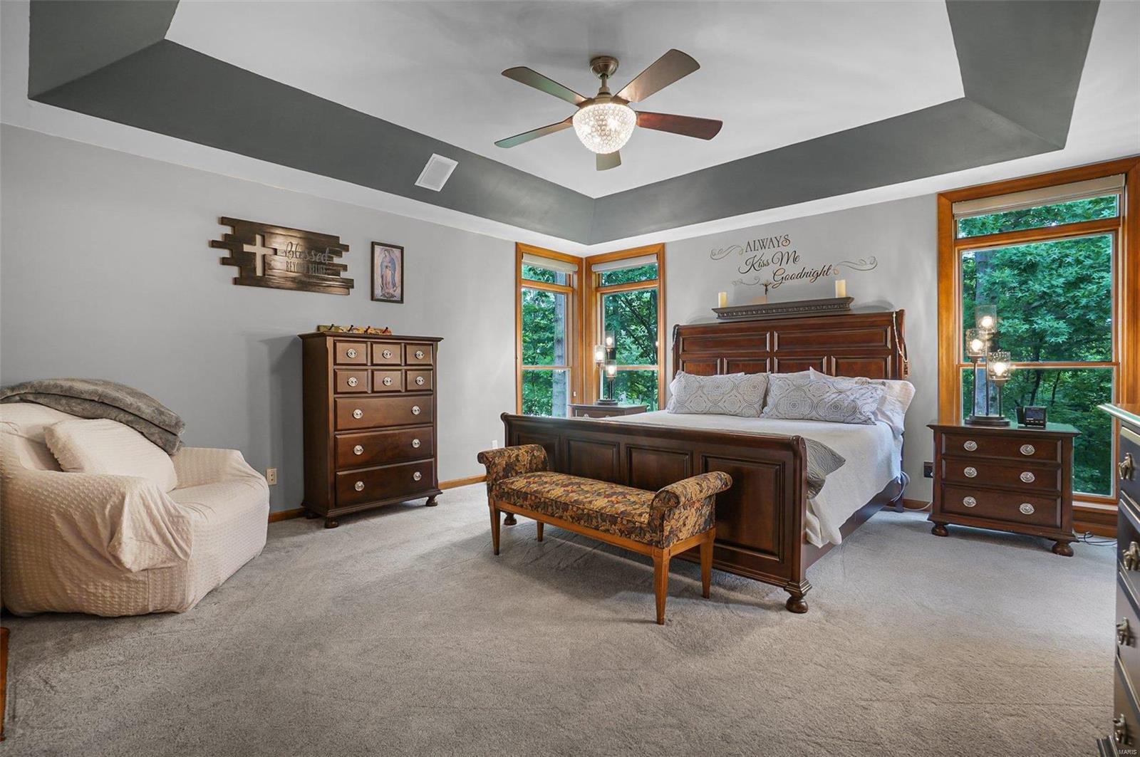 Carverview Manor - Residential