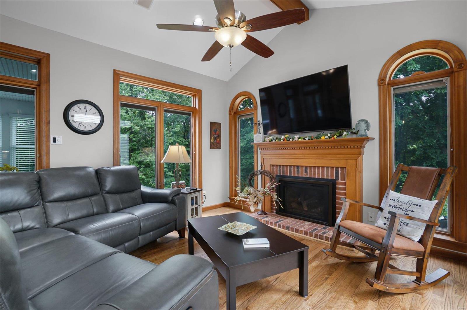 Carverview Manor - Residential