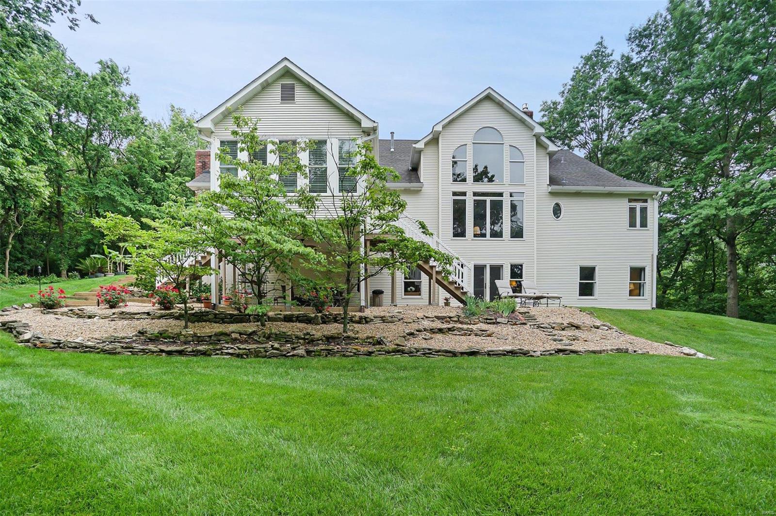 Carverview Manor - Residential