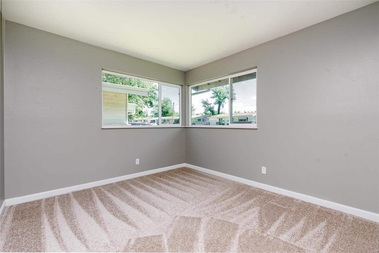 Hathaway Manor 16 - Residential