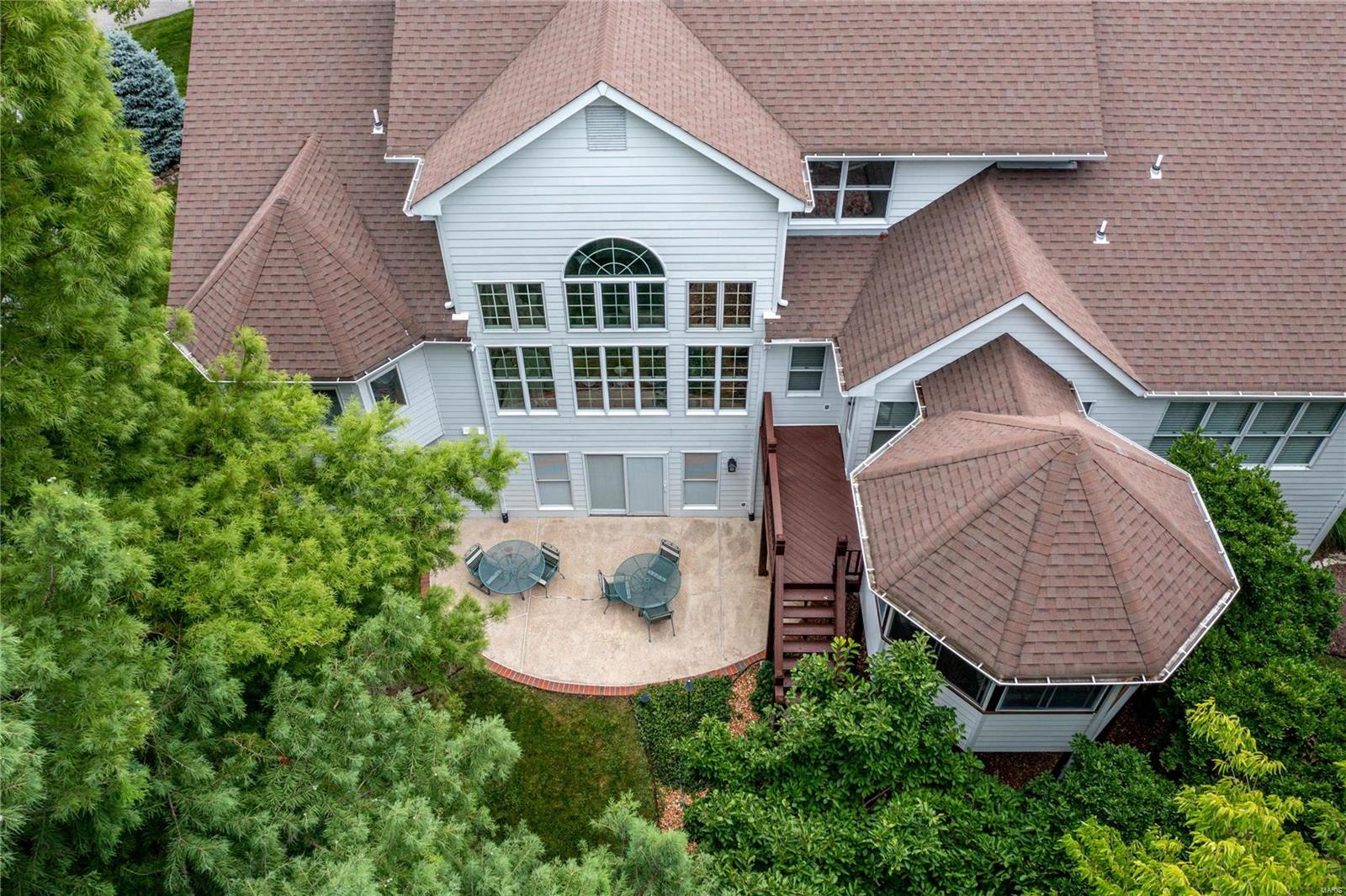 Manderleigh Of Town & Country One - Residential