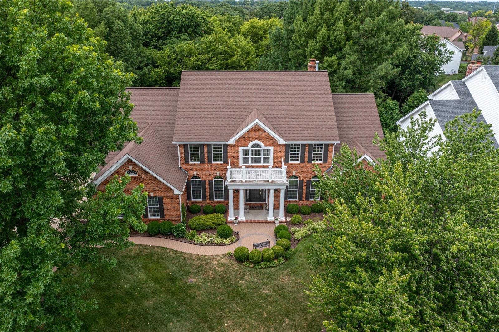 Manderleigh Of Town & Country One - Residential