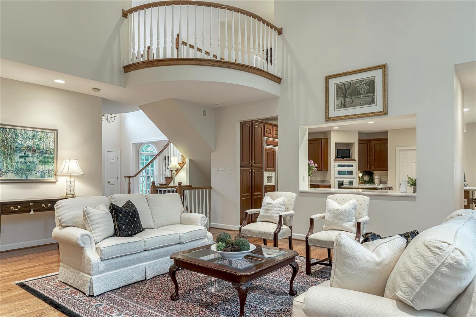 Manderleigh Of Town & Country One - Residential