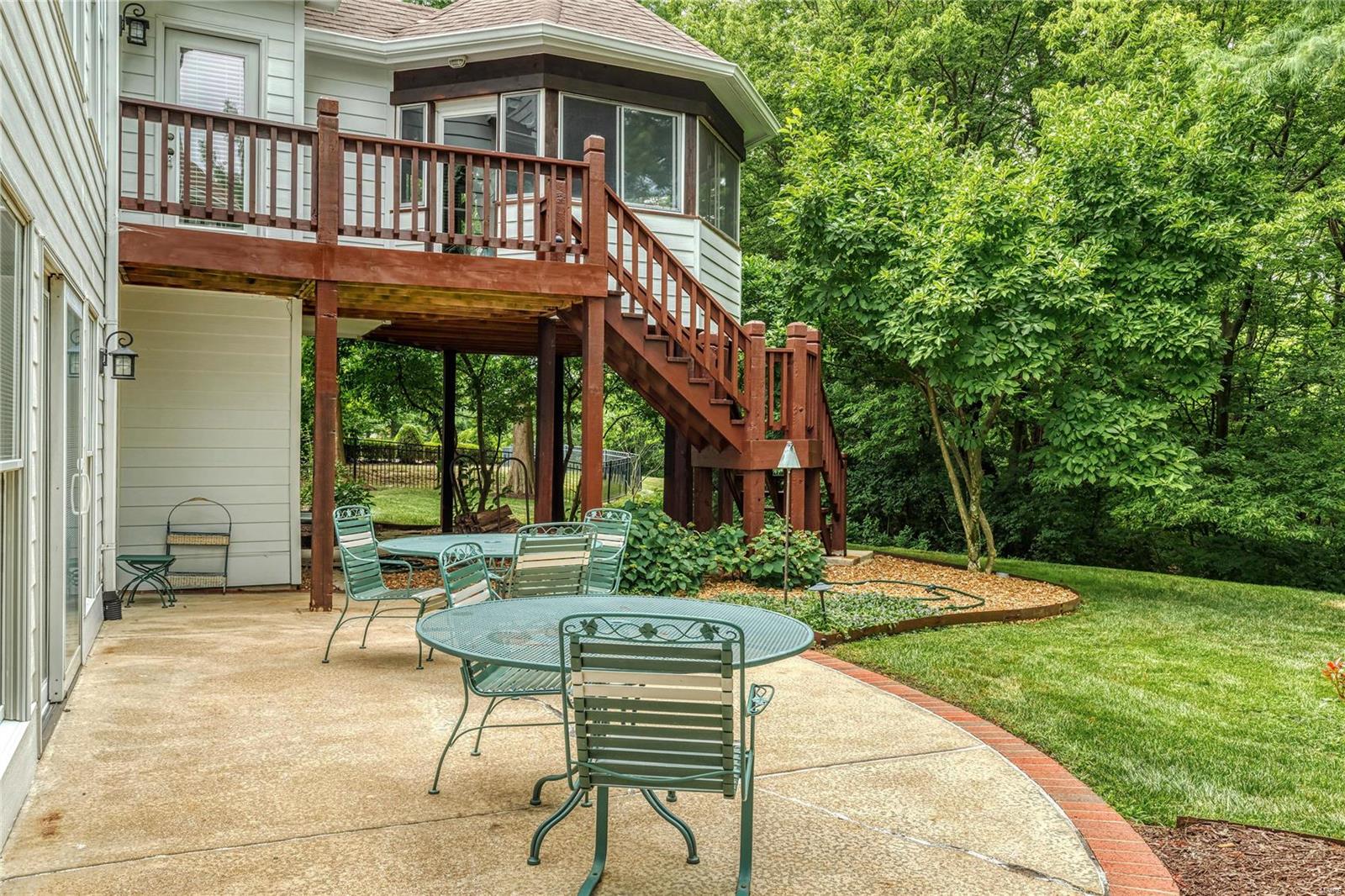 Manderleigh Of Town & Country One - Residential