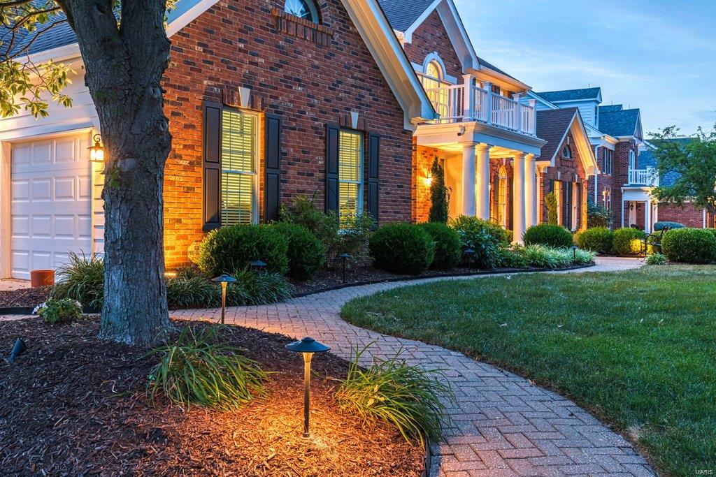 Manderleigh Of Town & Country One - Residential