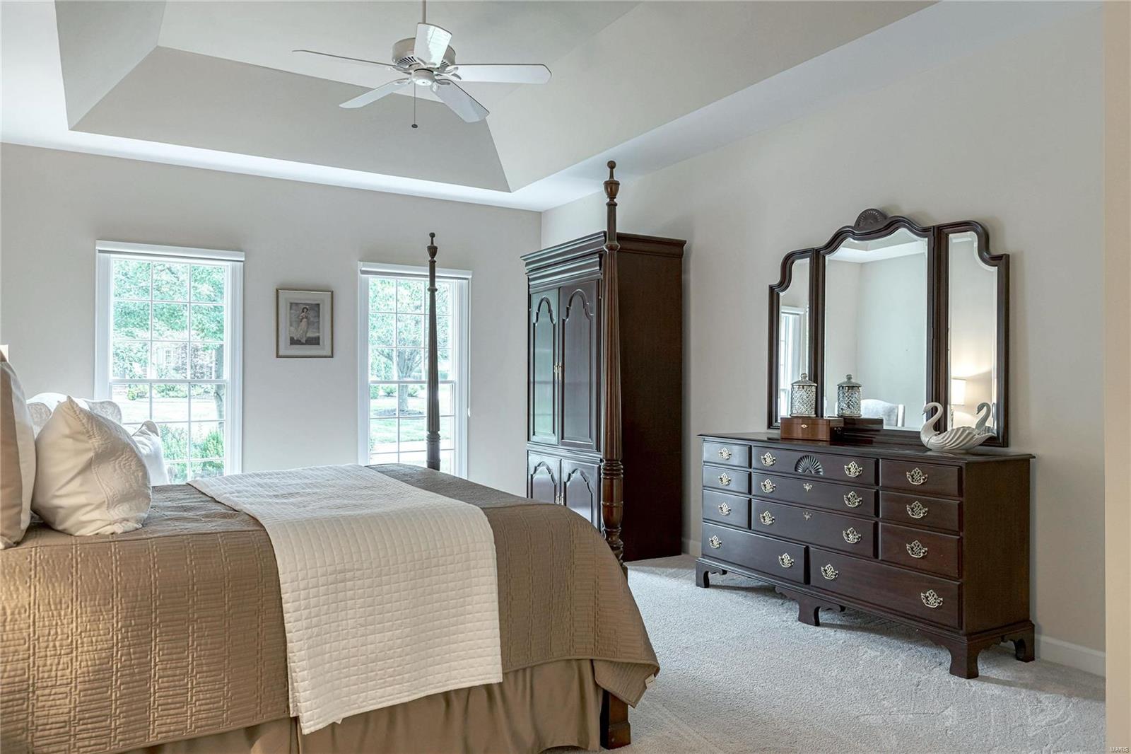 Manderleigh Of Town & Country One - Residential