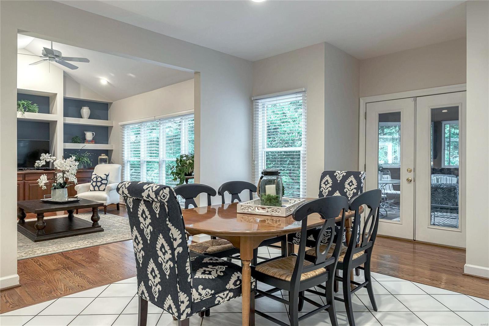 Manderleigh Of Town & Country One - Residential