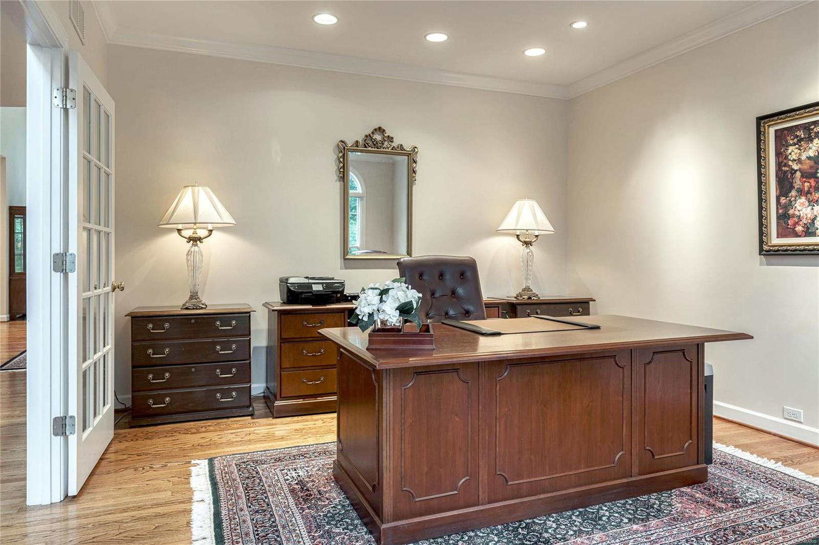 Manderleigh Of Town & Country One - Residential