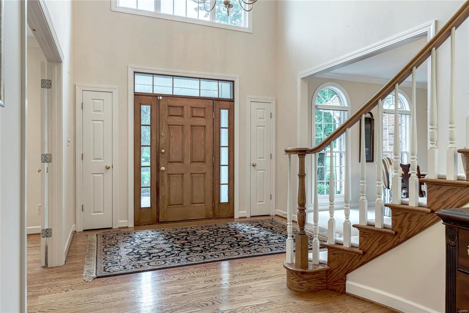 Manderleigh Of Town & Country One - Residential