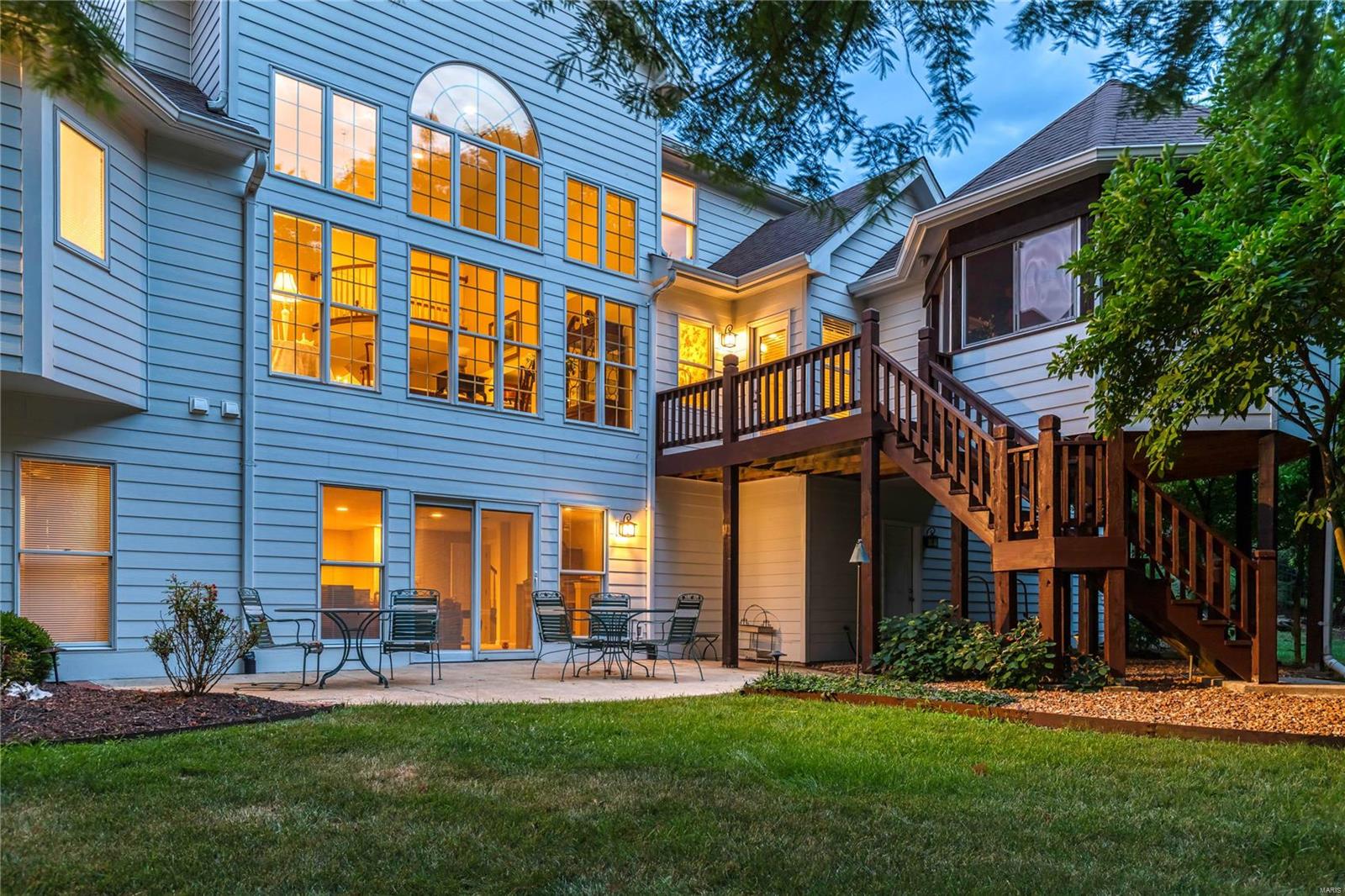 Manderleigh Of Town & Country One - Residential