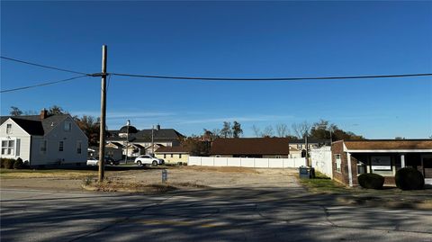 Unimproved Land in O'Fallon MO 205 Elm Street.jpg