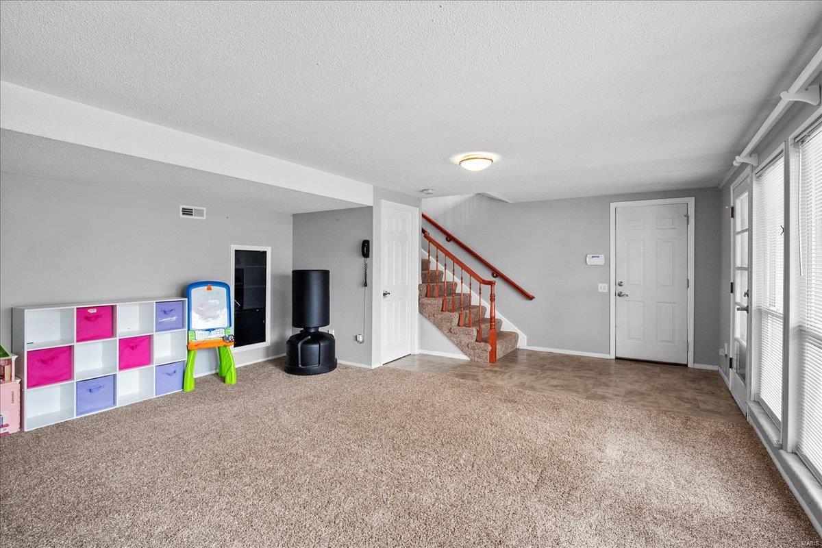 St Louis, Missouri 63146, United States, 4 Bedrooms Bedrooms, ,3 BathroomsBathrooms,Residential,Pending,543