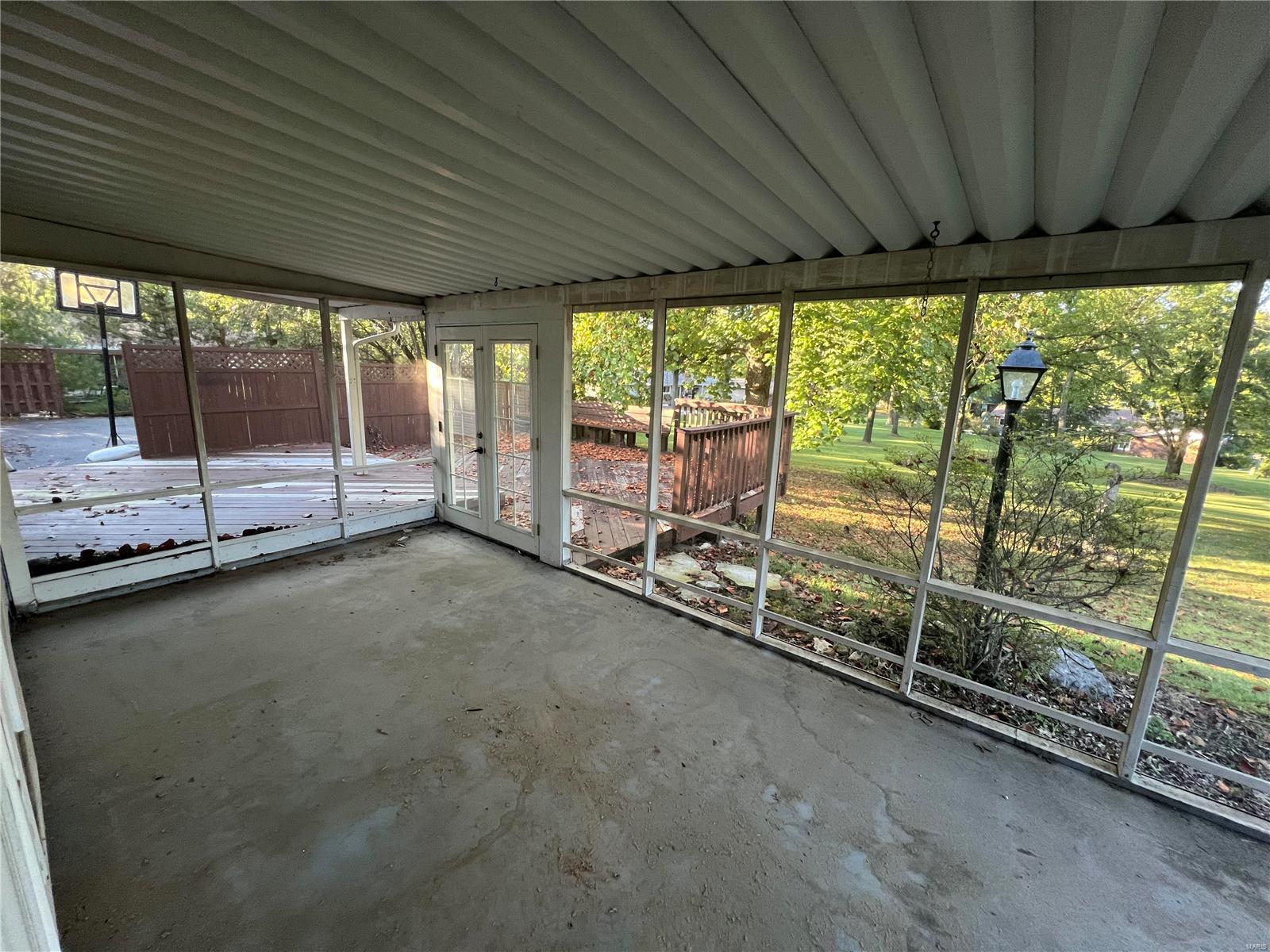 Mason Manor 4 - Residential Lease