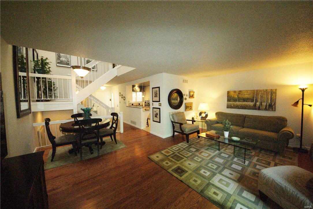 Treetop Condo - Residential
