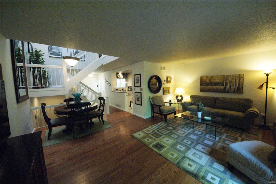 Treetop Condo - Residential