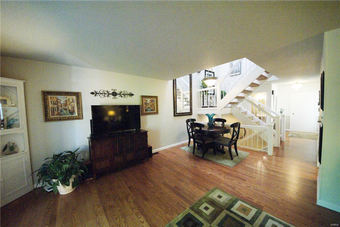 Treetop Condo - Residential