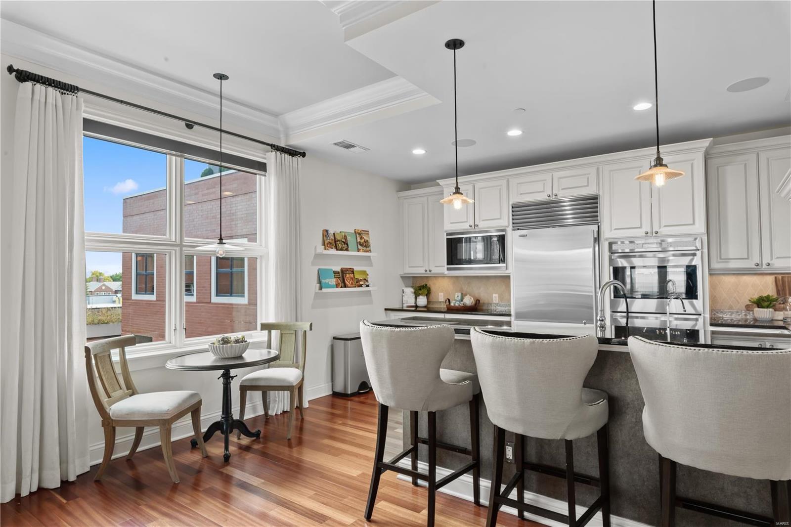 Crescent Condo - Residential