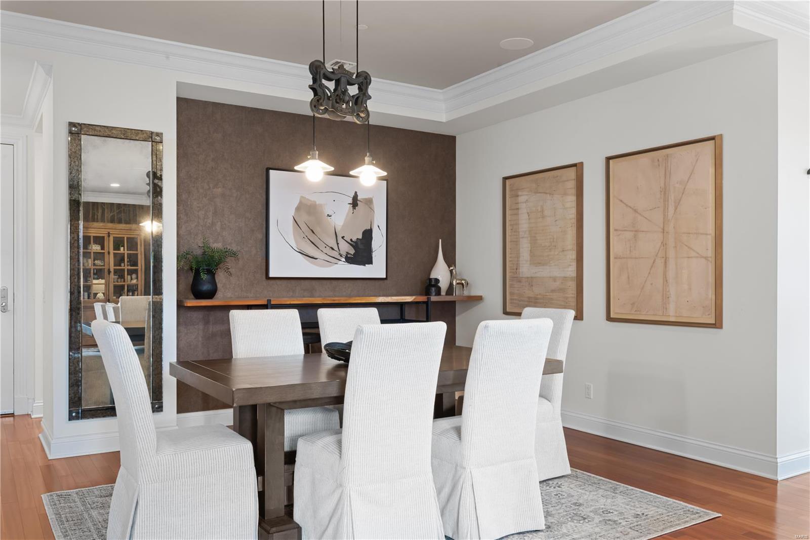 Crescent Condo - Residential