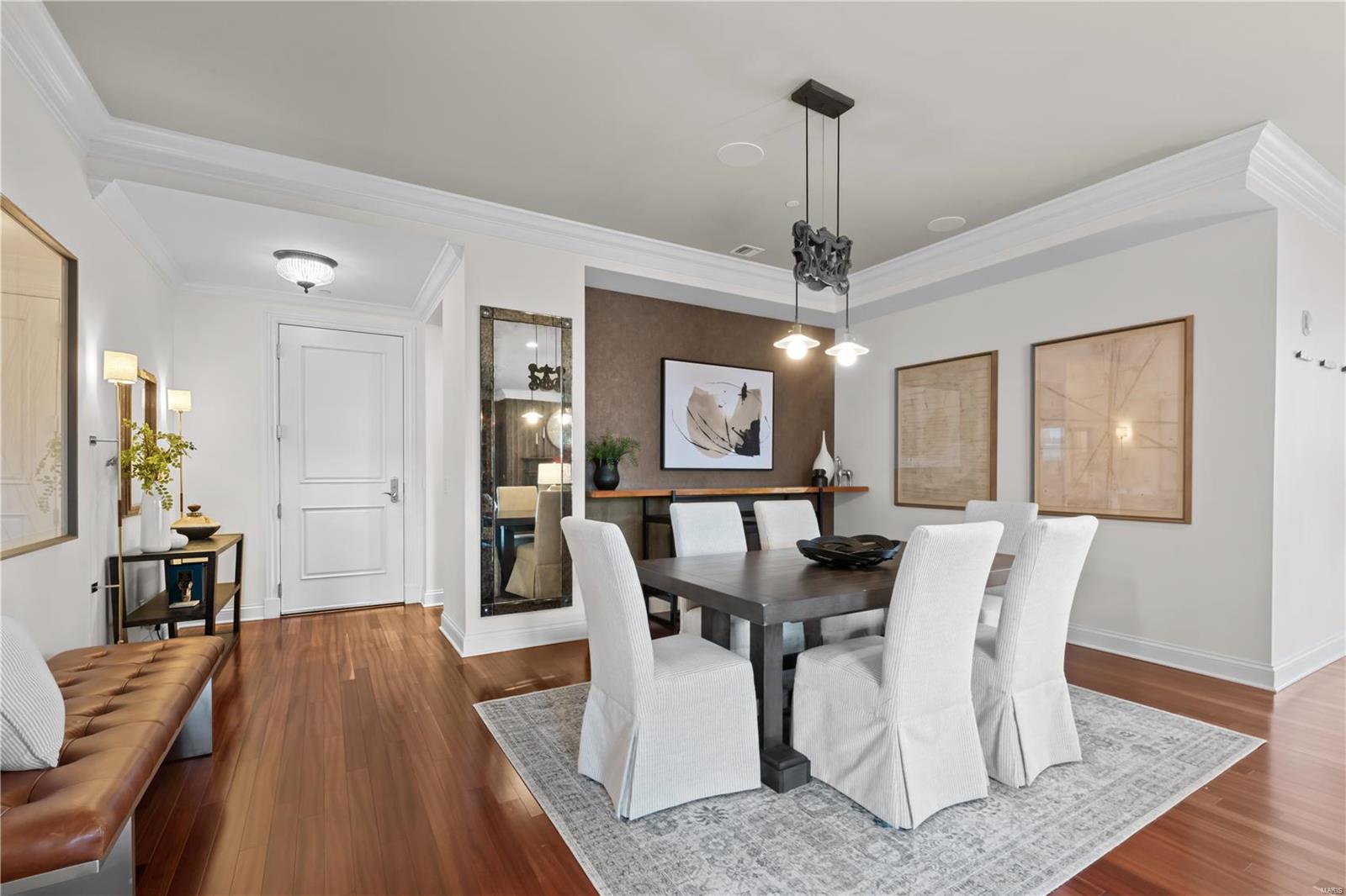 Crescent Condo - Residential