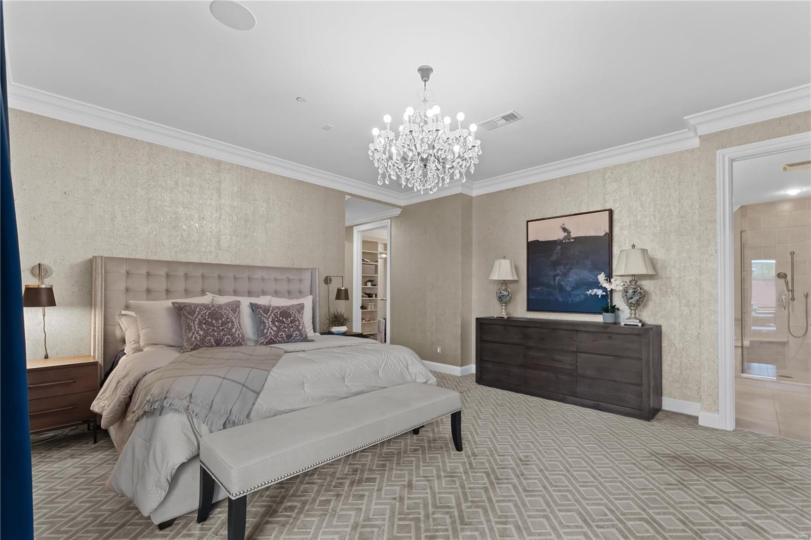 Crescent Condo - Residential