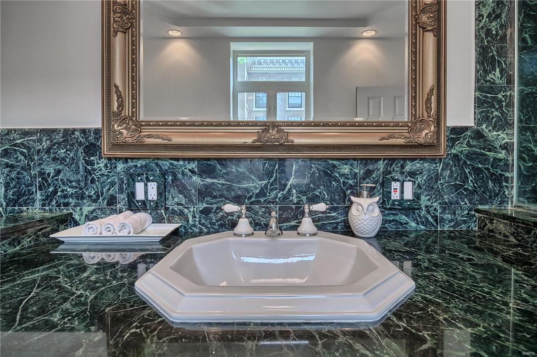 Lindell Add - Residential