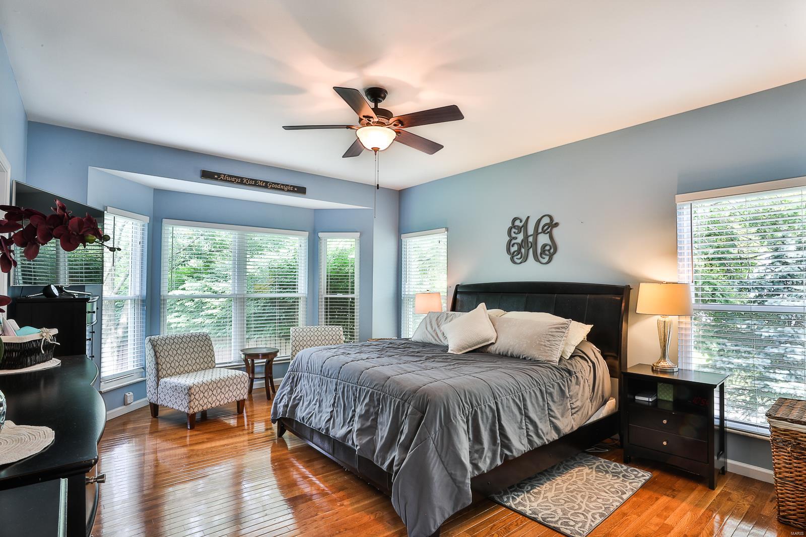 Royal Point 1 - Residential