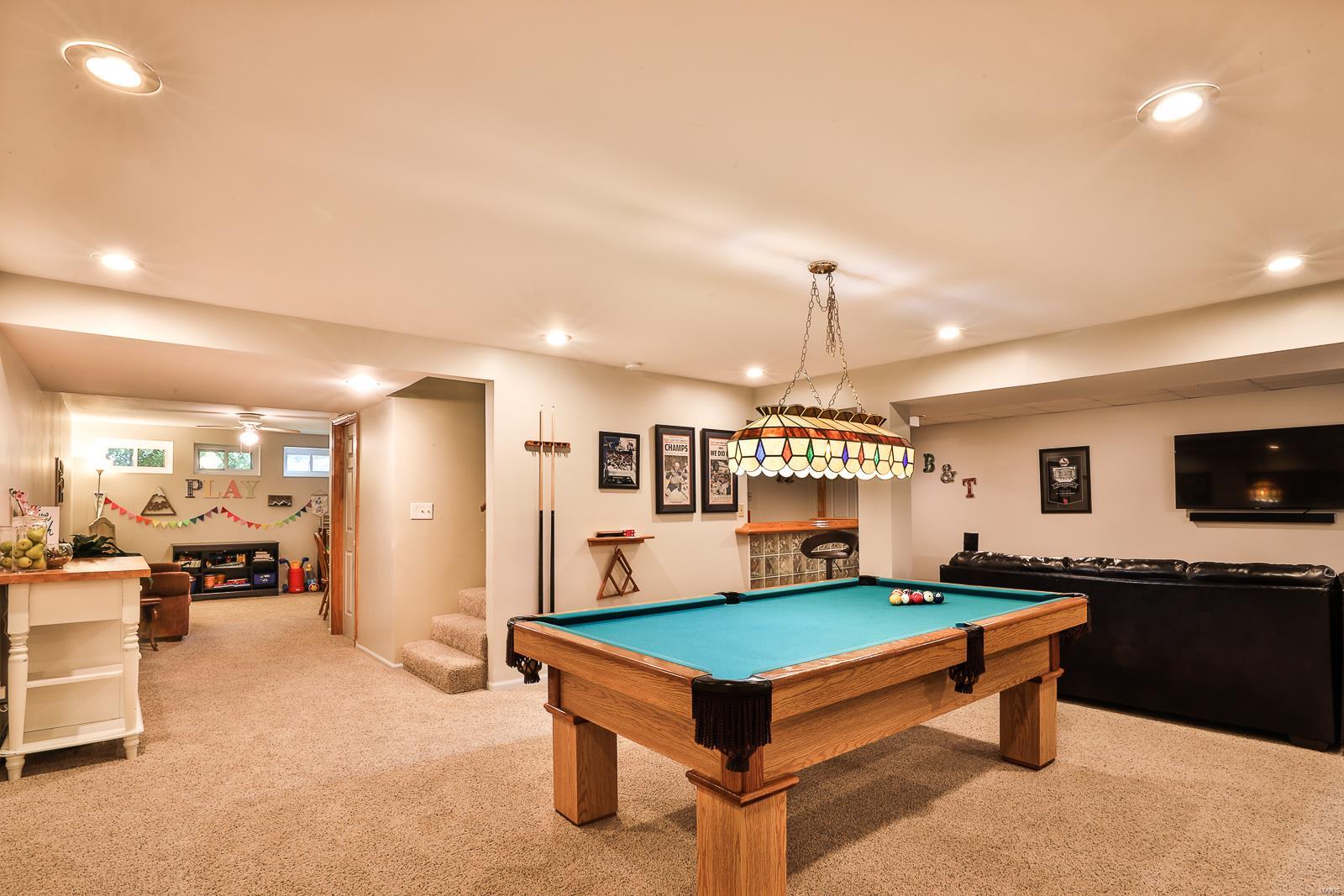 Royal Point 1 - Residential