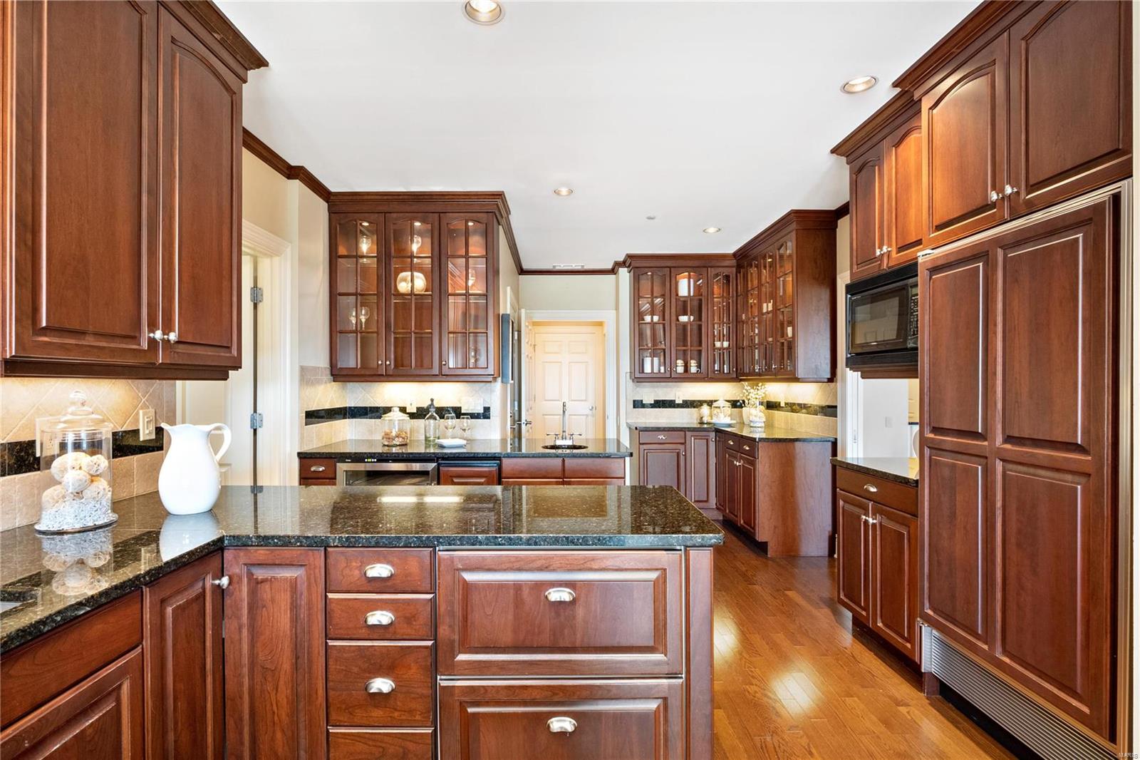 Plaza In Clayton A Condo The - Residential