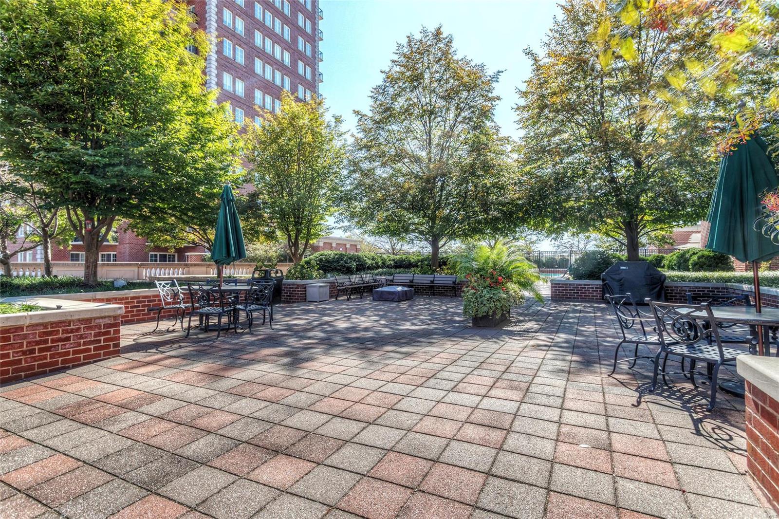 Plaza In Clayton A Condo The - Residential