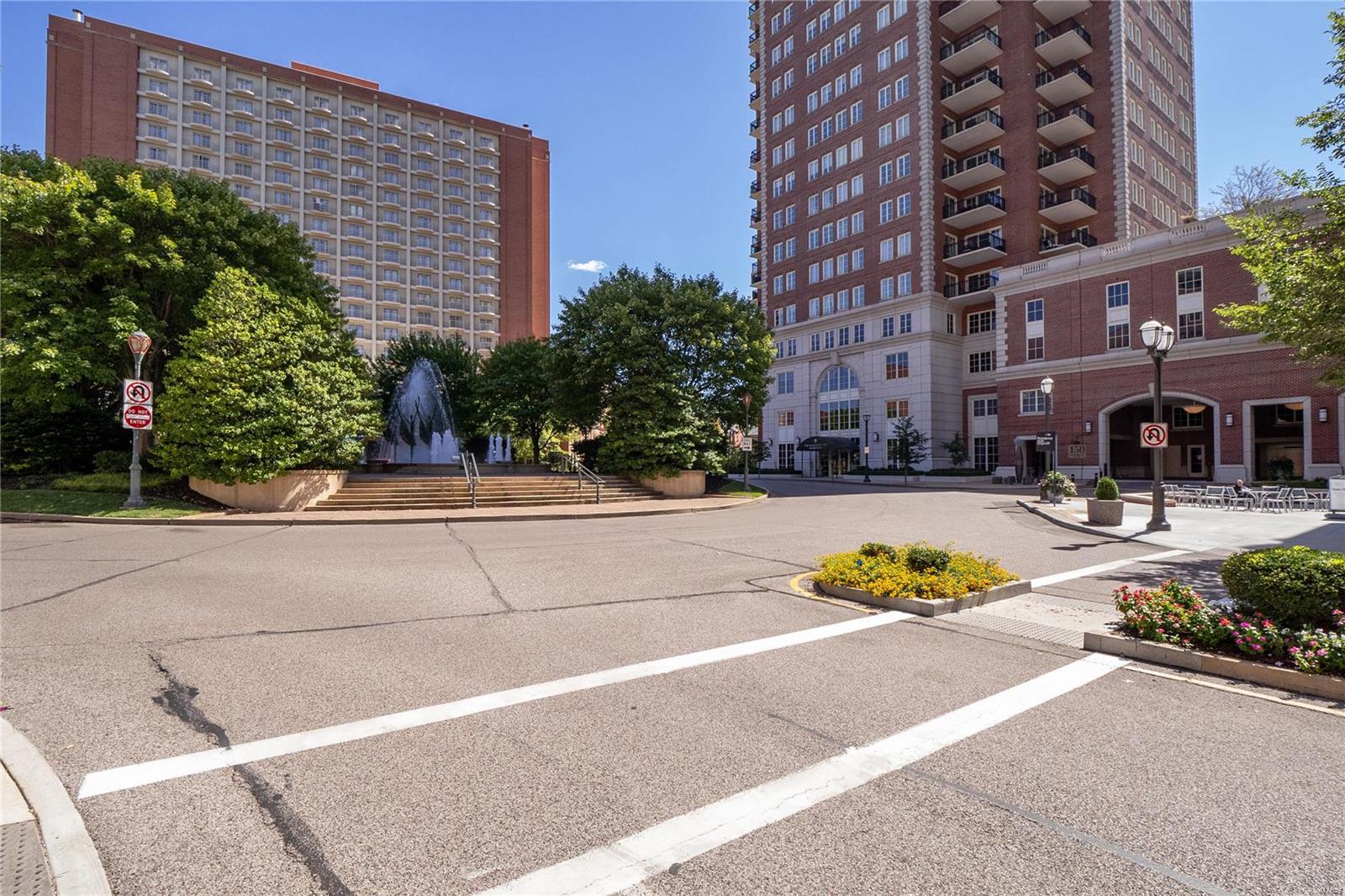 Plaza In Clayton A Condo The - Residential