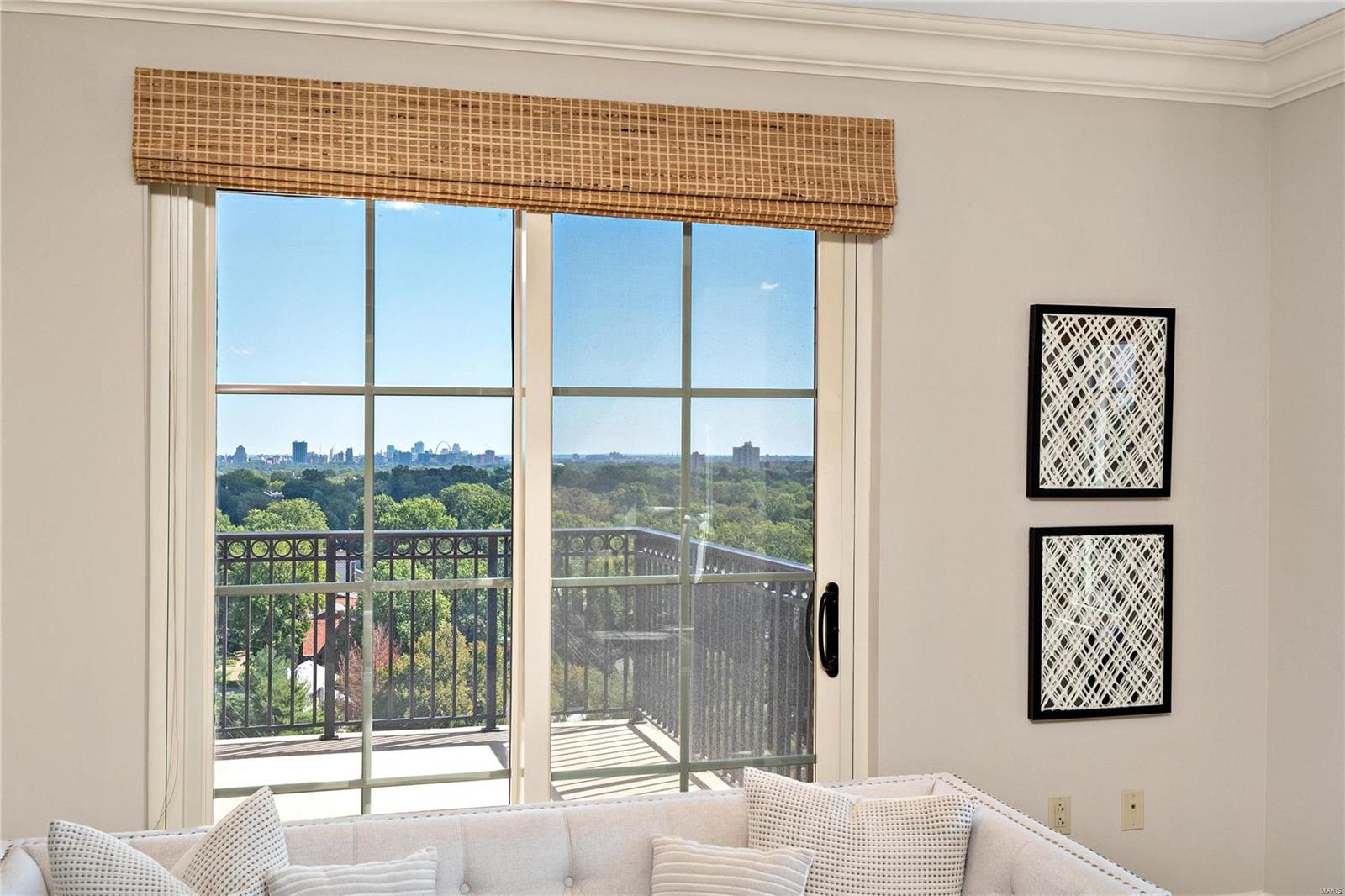 Plaza In Clayton A Condo The - Residential