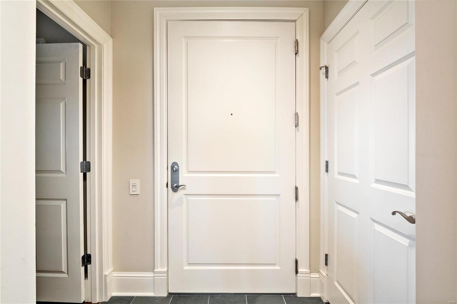 Plaza In Clayton A Condo The - Residential