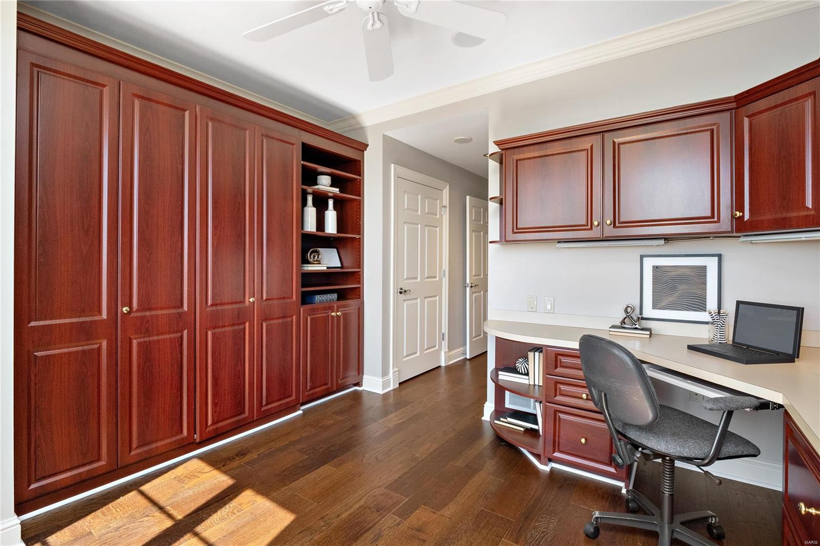 Plaza In Clayton A Condo The - Residential