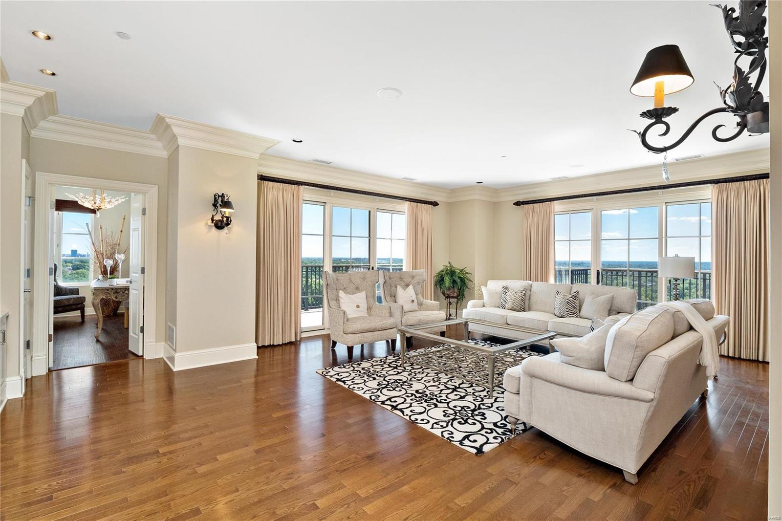 Plaza In Clayton A Condo The - Residential