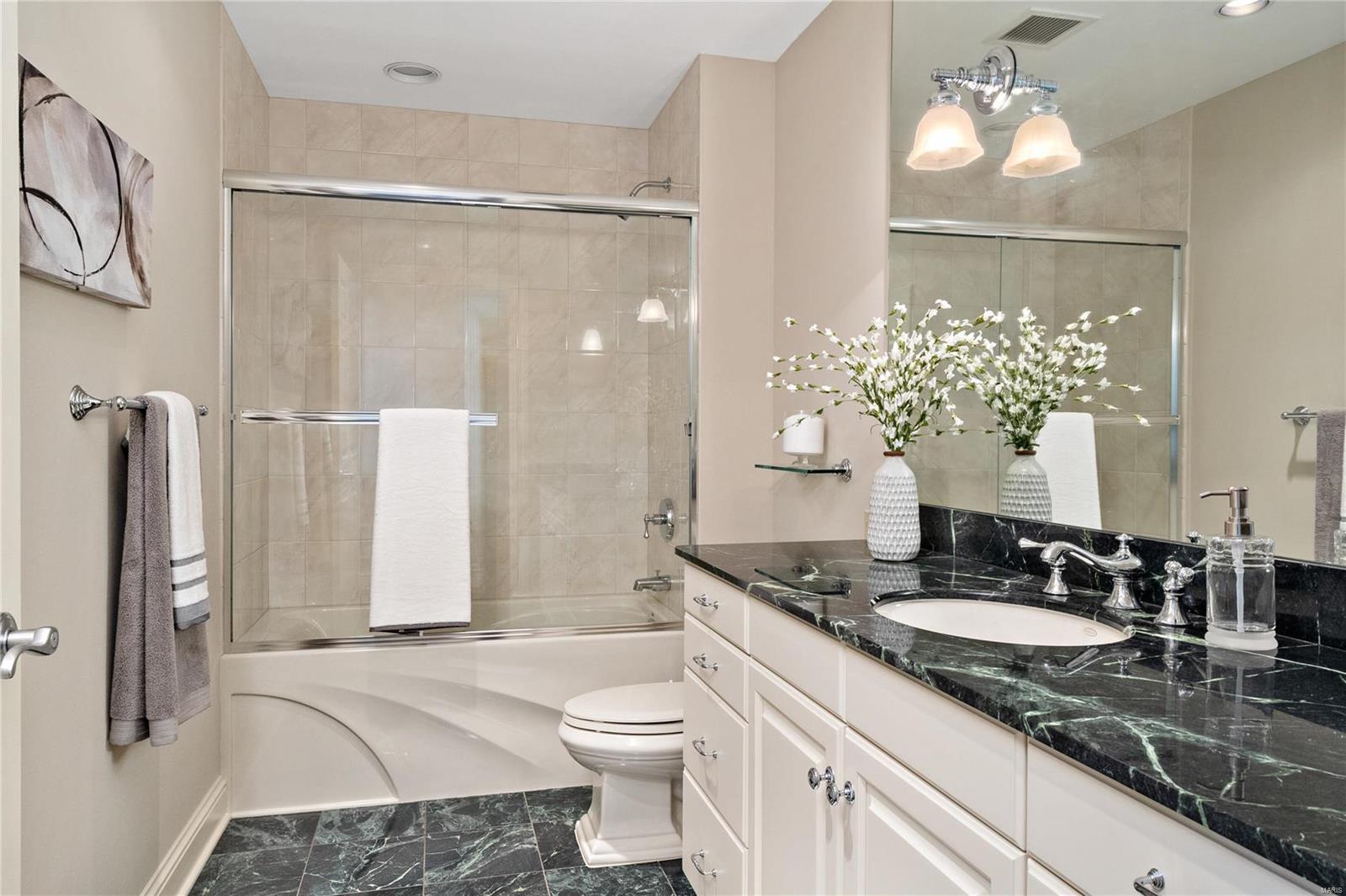 Plaza In Clayton A Condo The - Residential