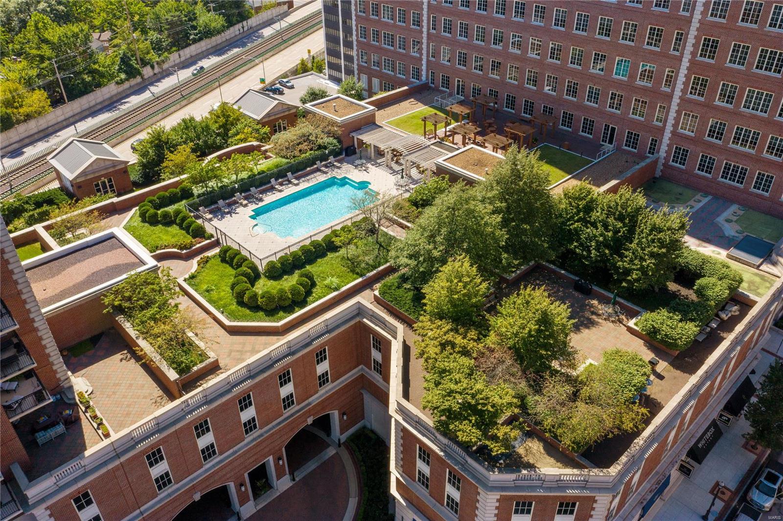 Plaza In Clayton A Condo The - Residential