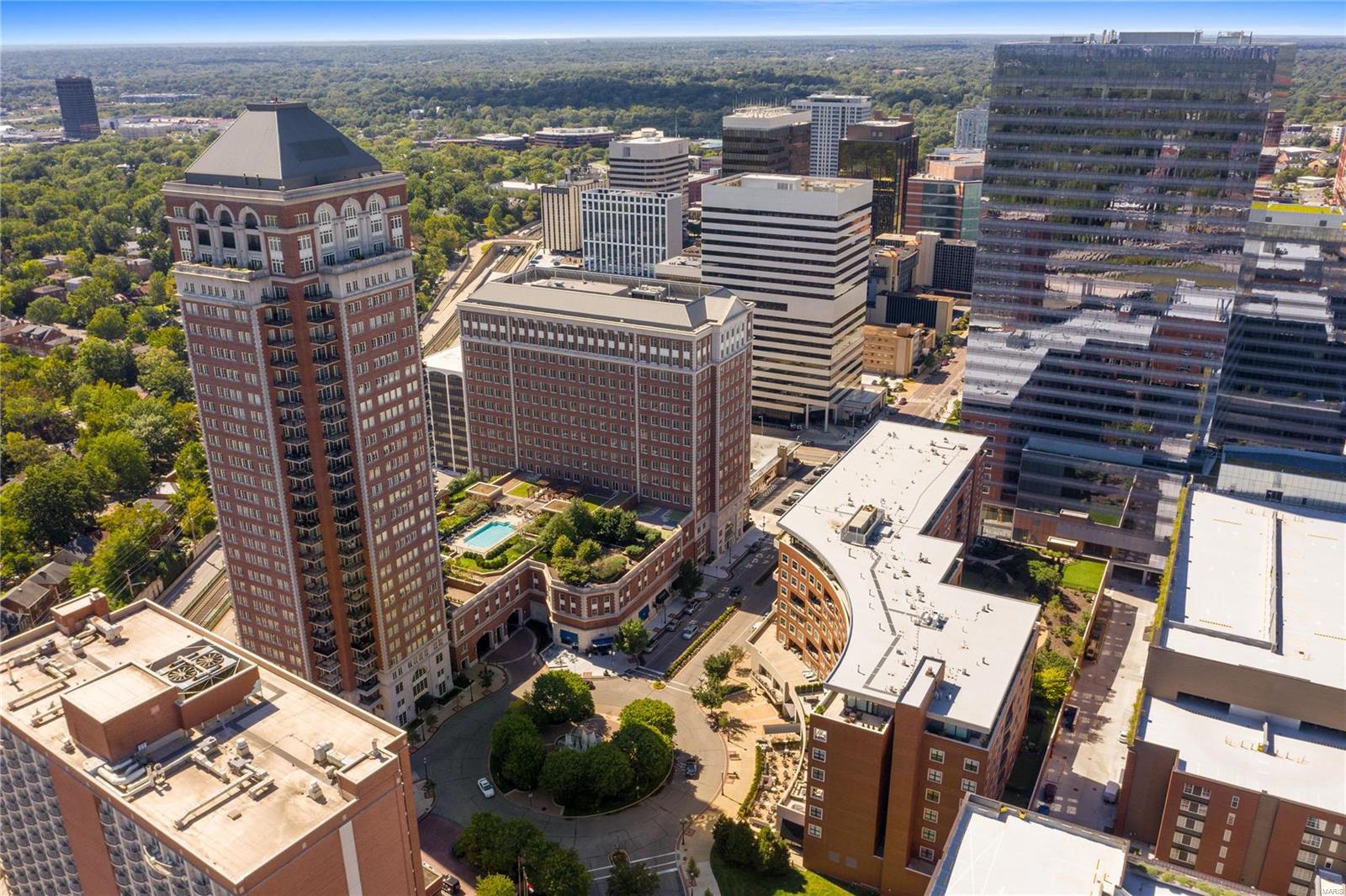 Plaza In Clayton A Condo The - Residential