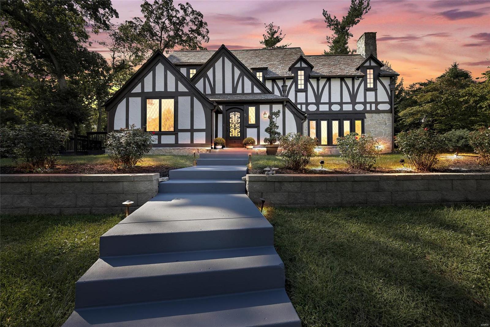 Fair Oaks Estates Lt 6 & Glen Forest - Residential