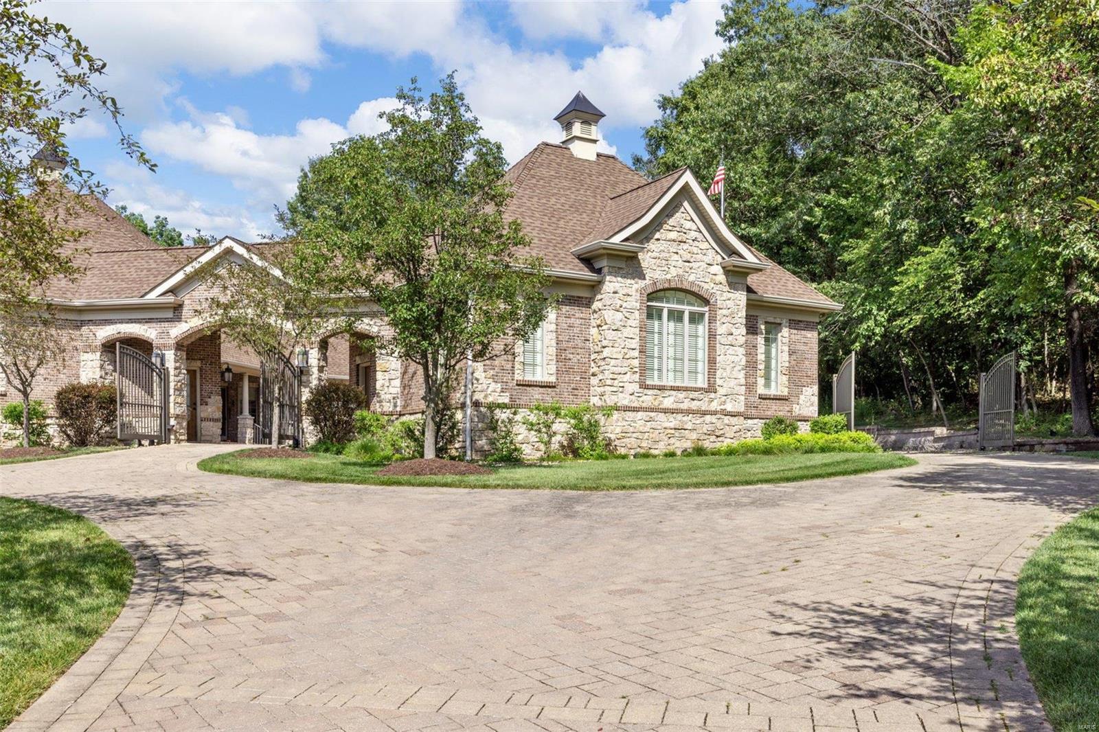 Stonecastle - Residential