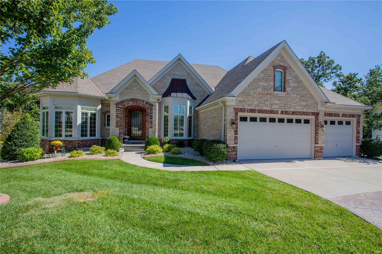Manors At Lake Forest - Residential