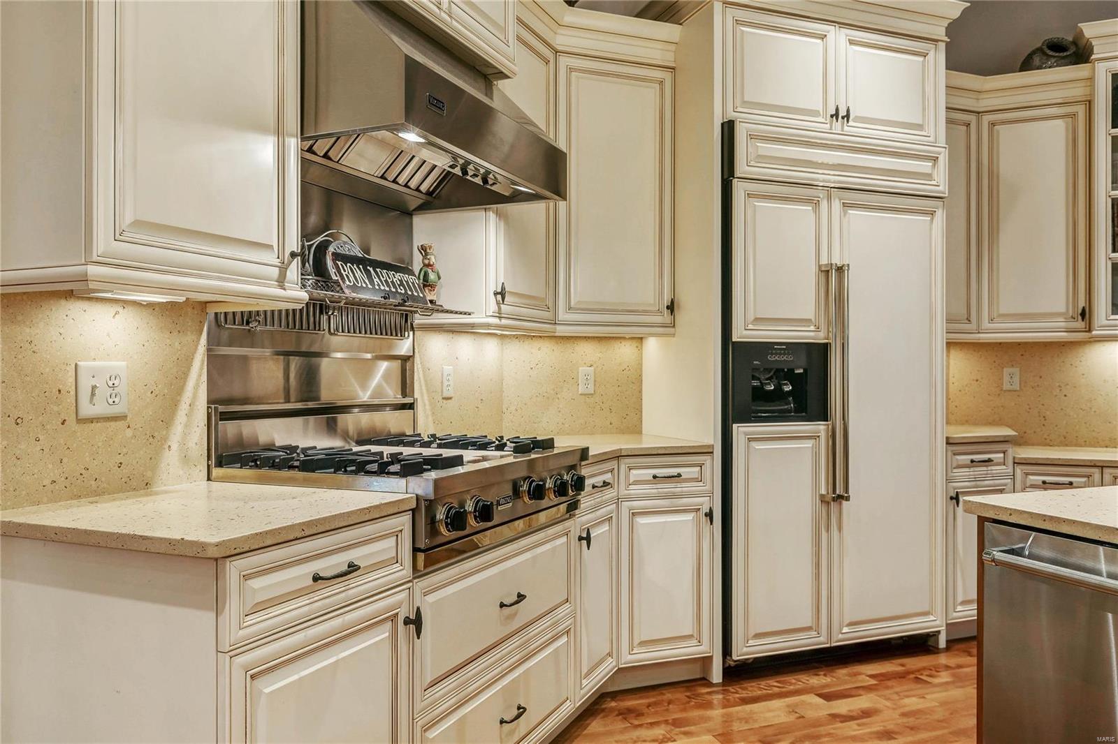 Manors At Lake Forest - Residential