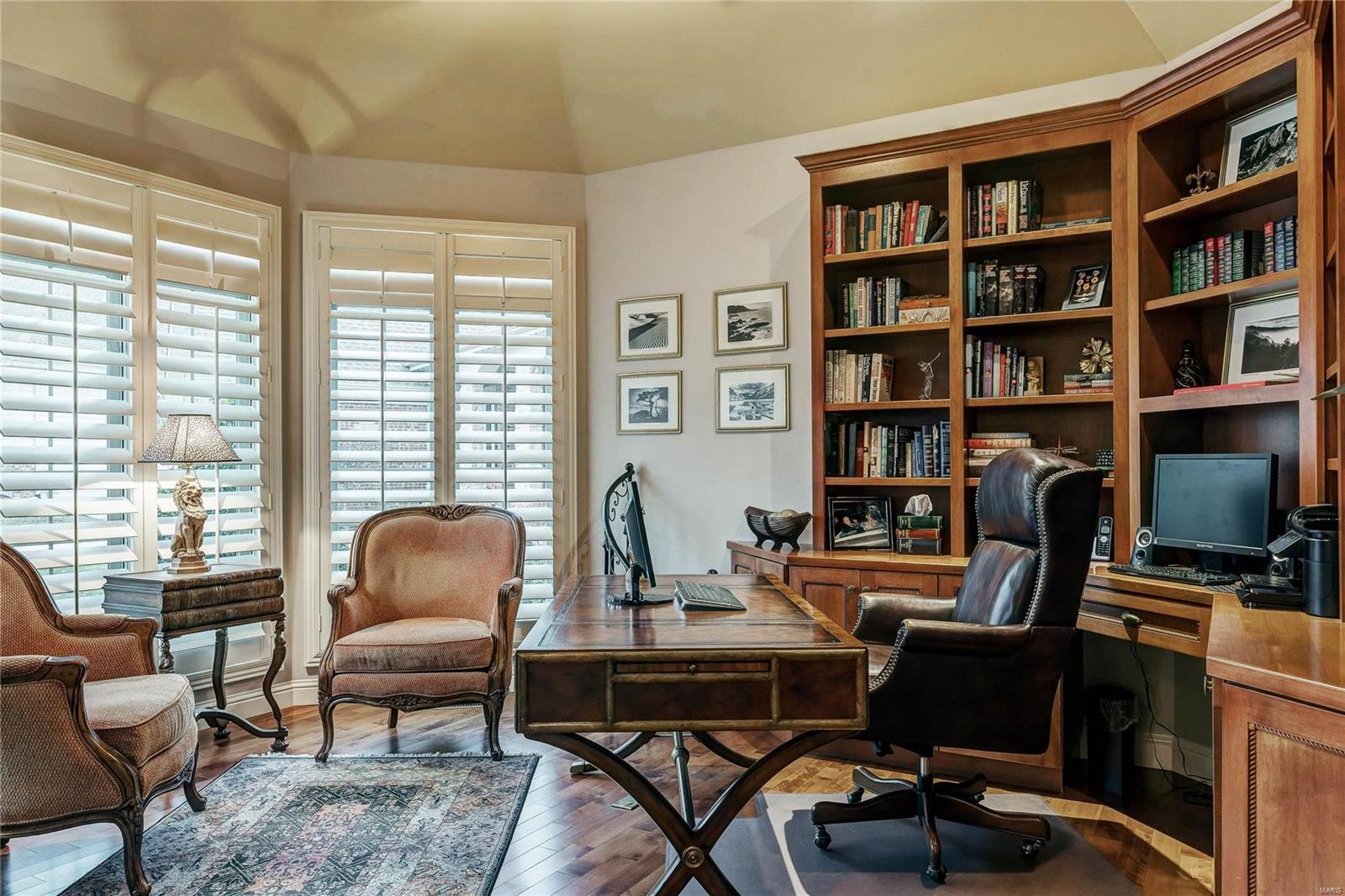 Manors At Lake Forest - Residential