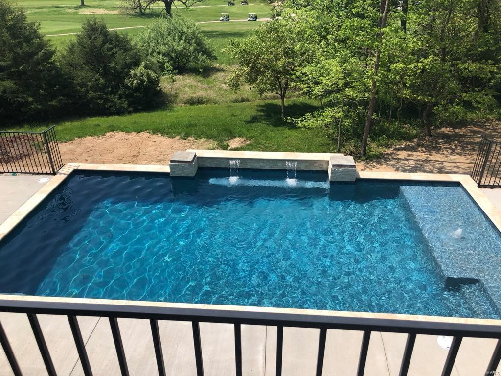 Paradise Valley East - Residential