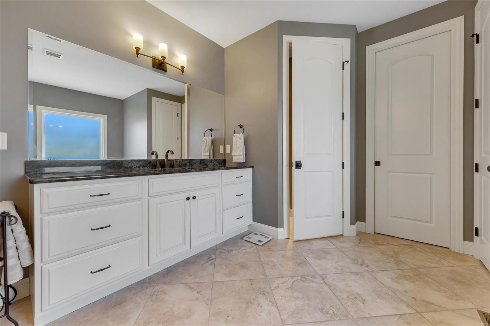 Paradise Valley East - Residential