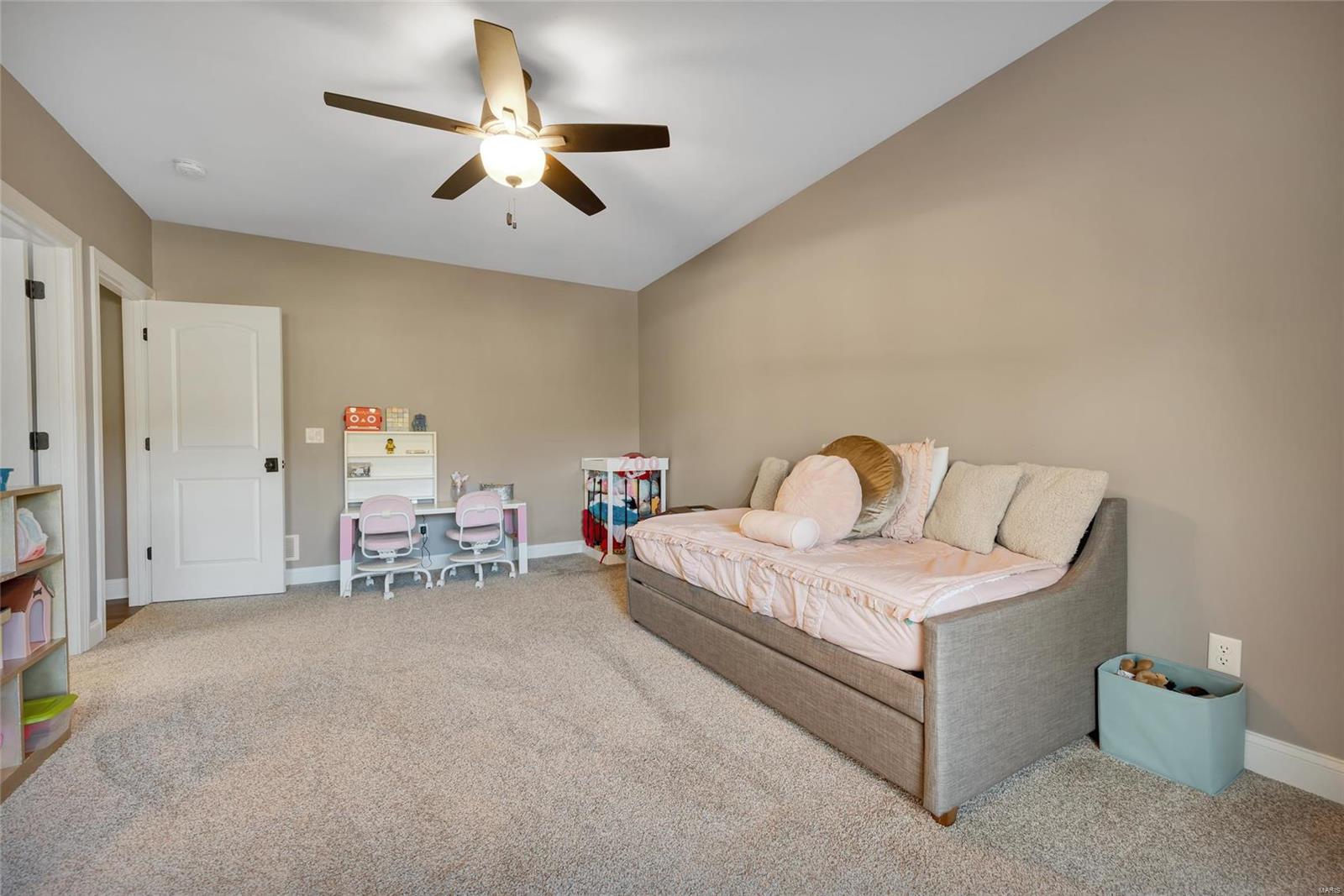 Paradise Valley East - Residential