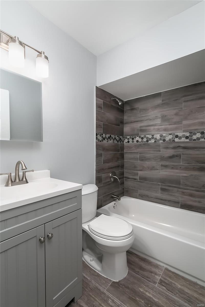 Hathaway Manor - Residential